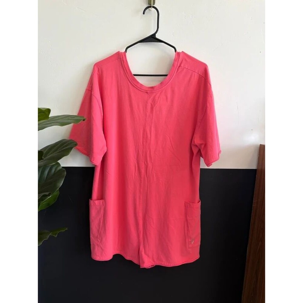 Hot Shot Tee Romper Size Medium